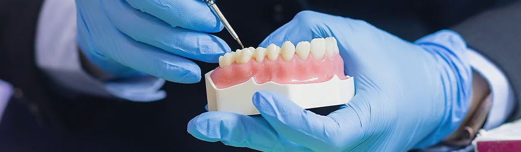 Dentures Services, Edmonton Dentist